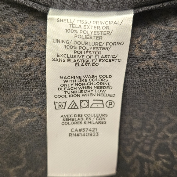 Loft Black Gold Shirred Mock Neck pattern Blouse Size Meduim NWT - Picture 9 of 9